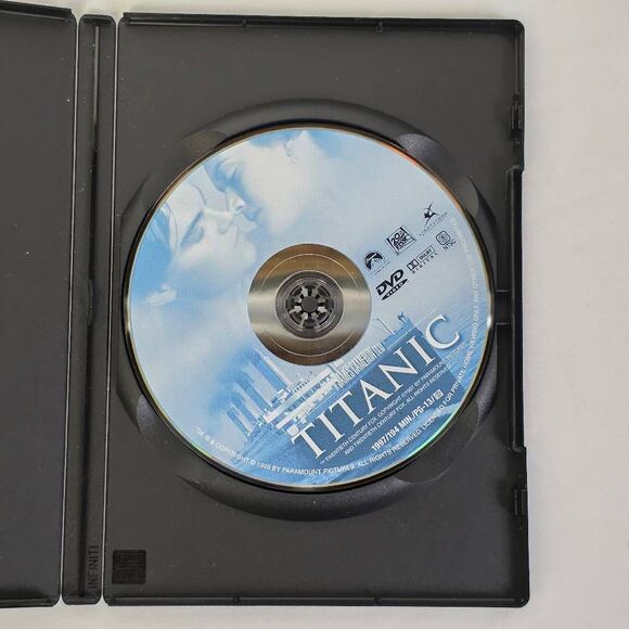 Titanic DVD James Cameron Leonardo DiCaprio Kate Winslet - Picture 2 of 3